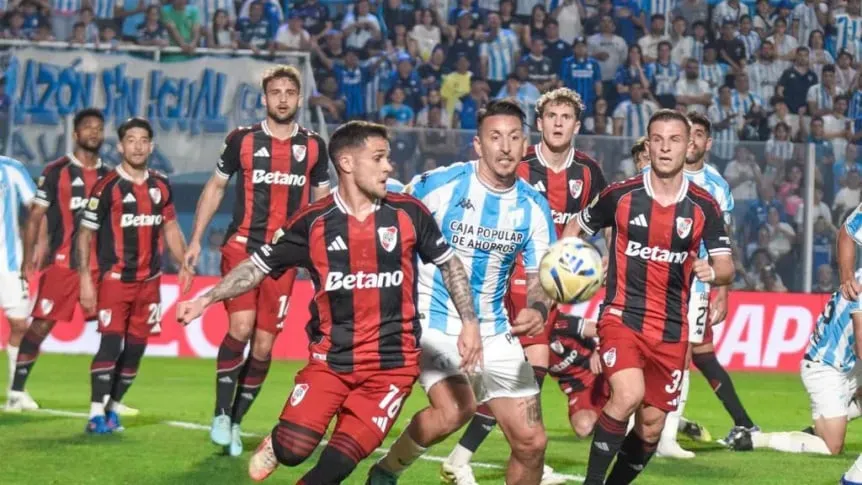 con la mira puesta en palmeiras river cayo ante atletico tucuman y perdio la punta de la zona b