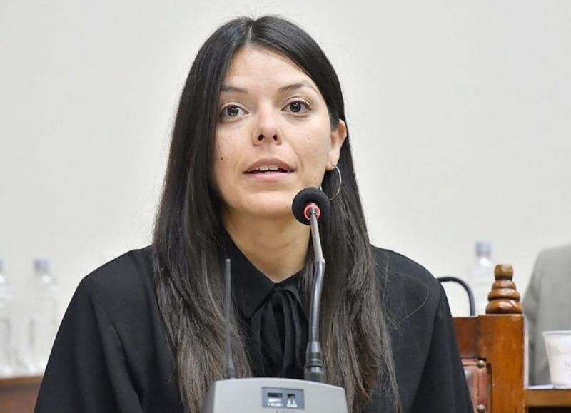 el gobierno desmiente a emilia orozco y aclara que milei no viaja a salta por estrategia electoral
