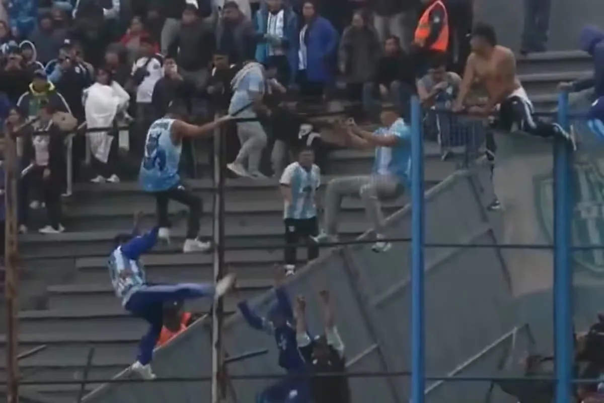 Enfrentamientos en las tribunas