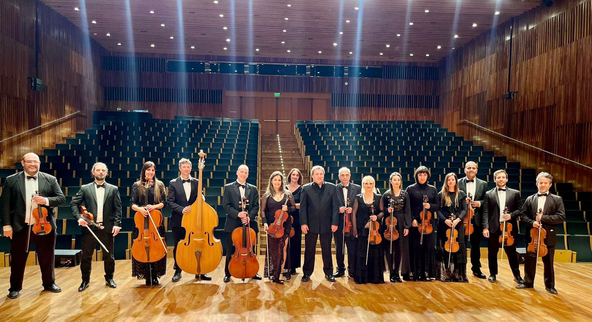 la camerata ucasal brindara un concierto en la basilica san francisco