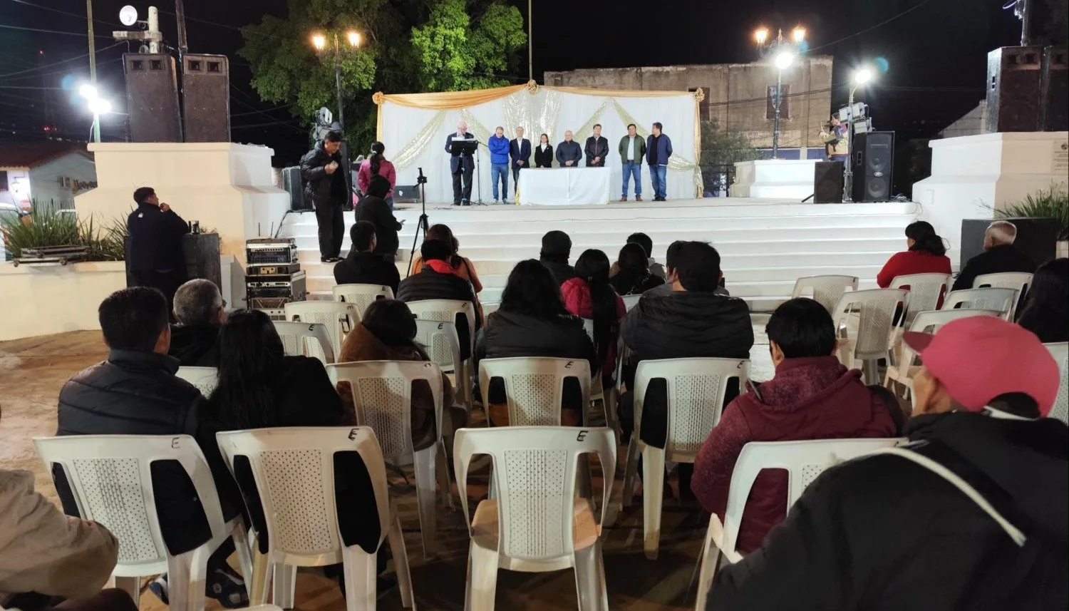Campo Santo: 24 familias del barrio Santa Rosa de Lima recibieron la escritura de su casa tras 22 años