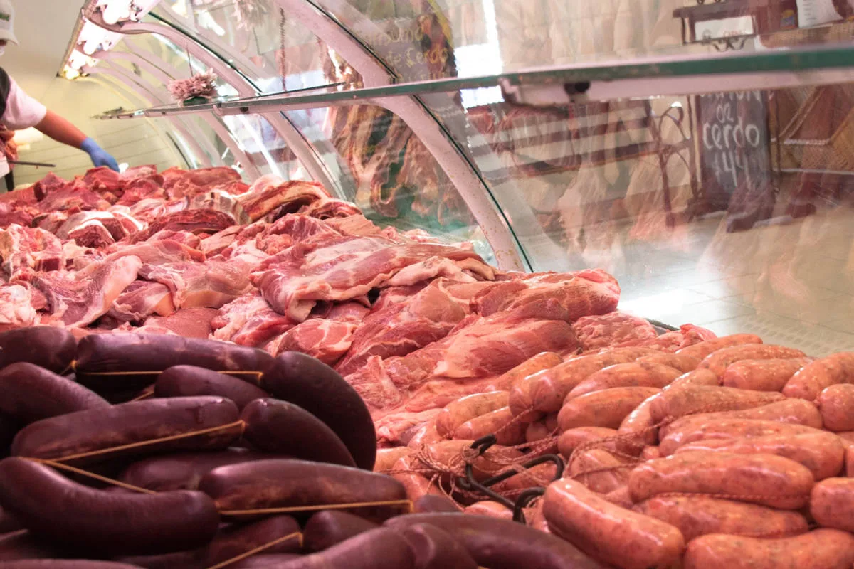 Menos carne y más cierres: las carnicerías de barrio advierten por un escenario difícil