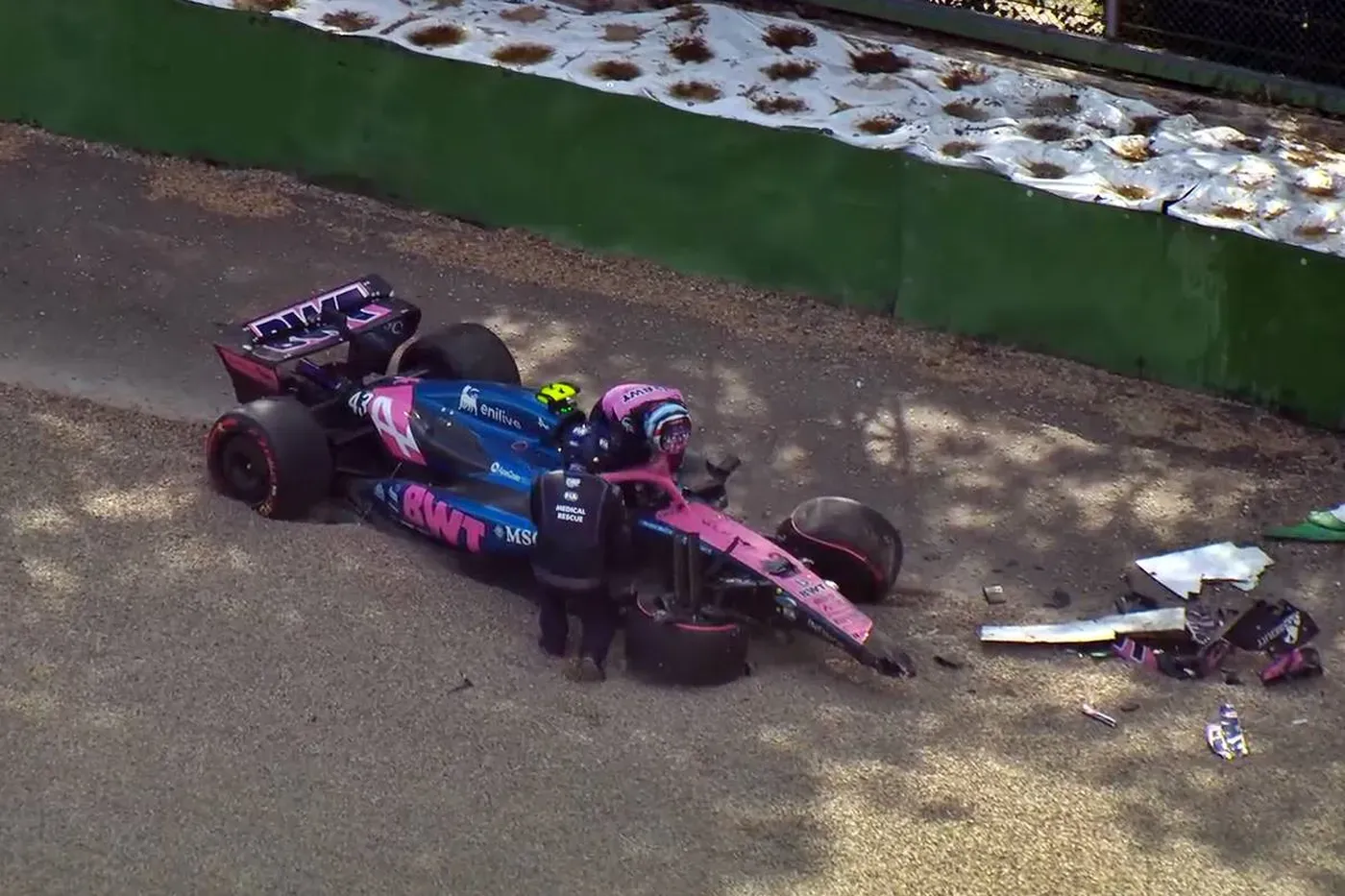 colapinto salio ileso tras un fuerte accidente en hungaroring durante pruebas con alpine