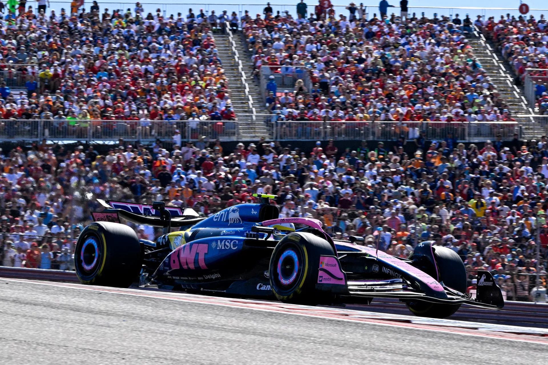 Colapinto vuelve a la pista en Austin con la presión de dejar atrás el papelón de Singapur