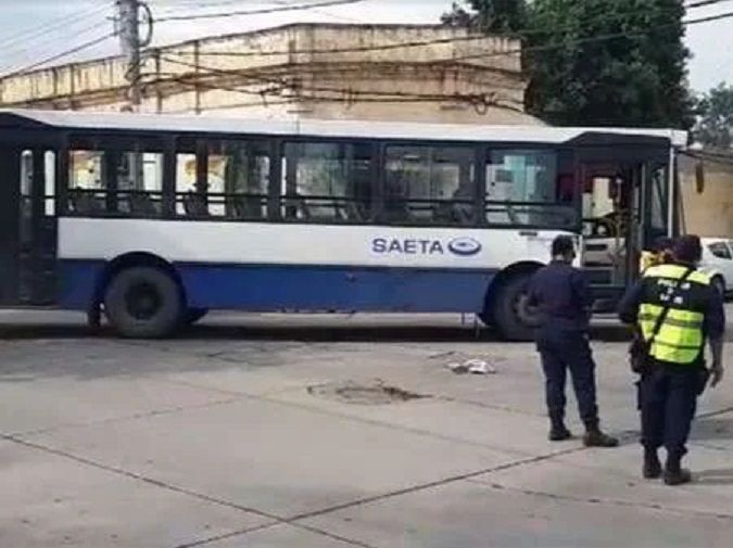 mujer chofer de un colectivo condenada a tres anos de prision condicional por un homicidio culposo