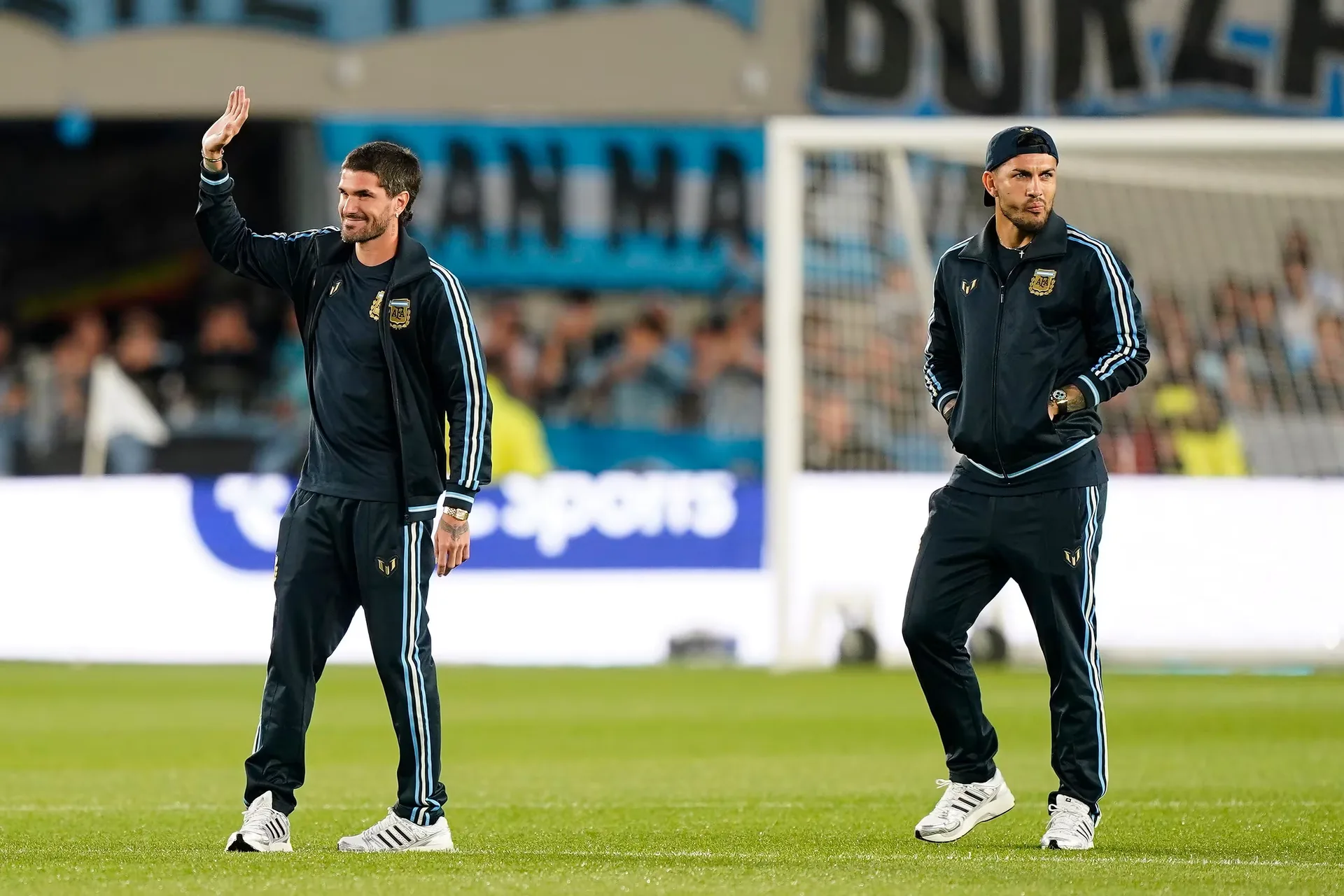 Con el Monumental repleto, Messi juega esta noche su despedida de la Selección ante Benín