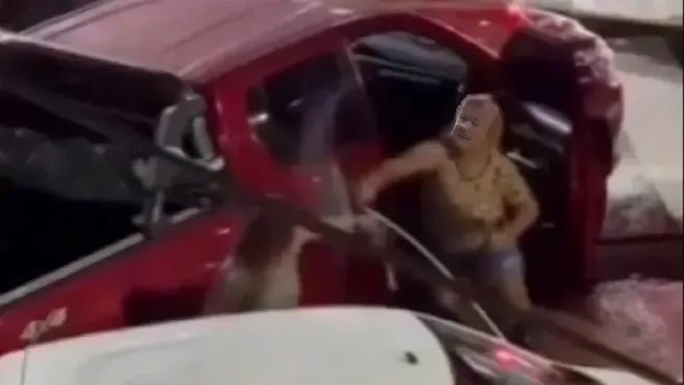 corrientes dos mujeres se trenzaron a golpes en la fila para cargar nafta y el video de volvio viral miralo aqui
