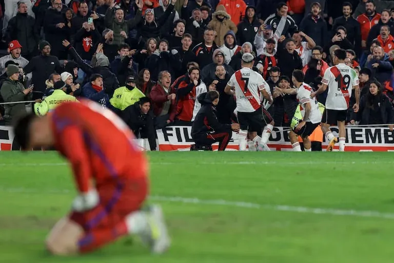 river derroto a san lorenzo por penales y se clasifico a los cuartos de final del torneo apertura 2026