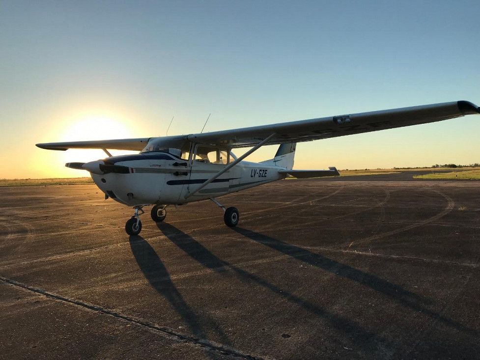 el aeroclub sirve como pista de aterrizaje alternativa