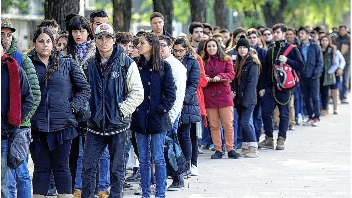 salta perdio casi 600 empleadores en un ano y el empleo privado sigue en baja