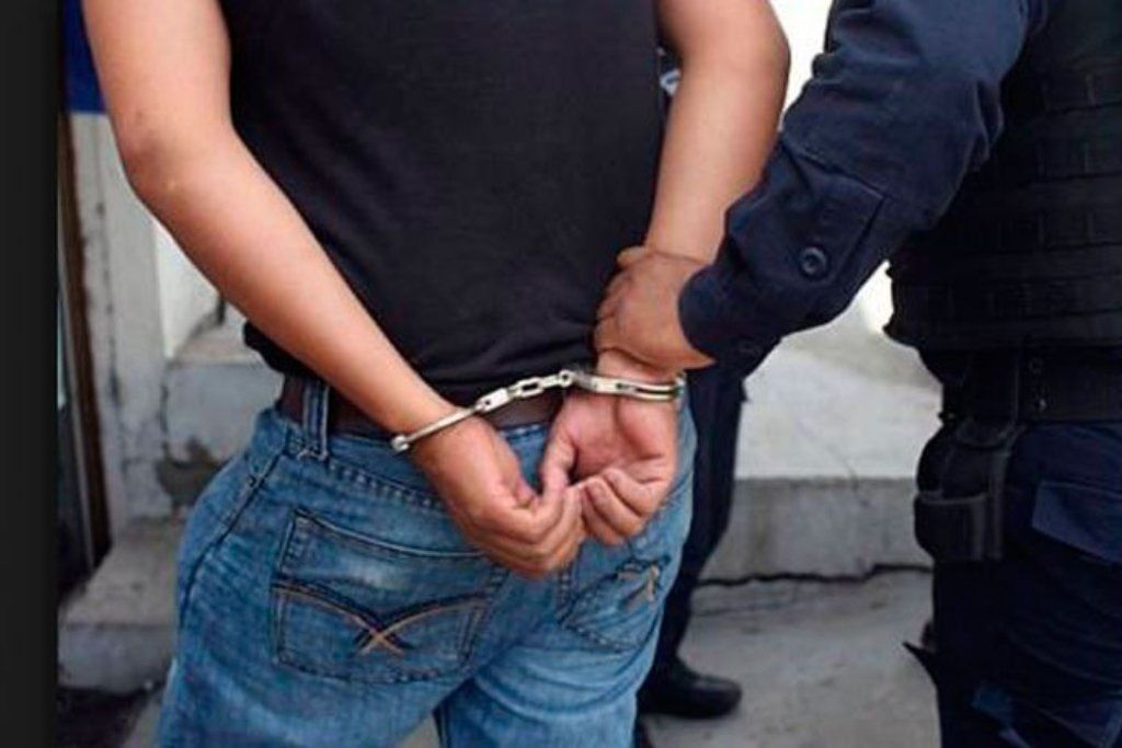 detuvieron a un policia federal acusado de pedofilia digital
