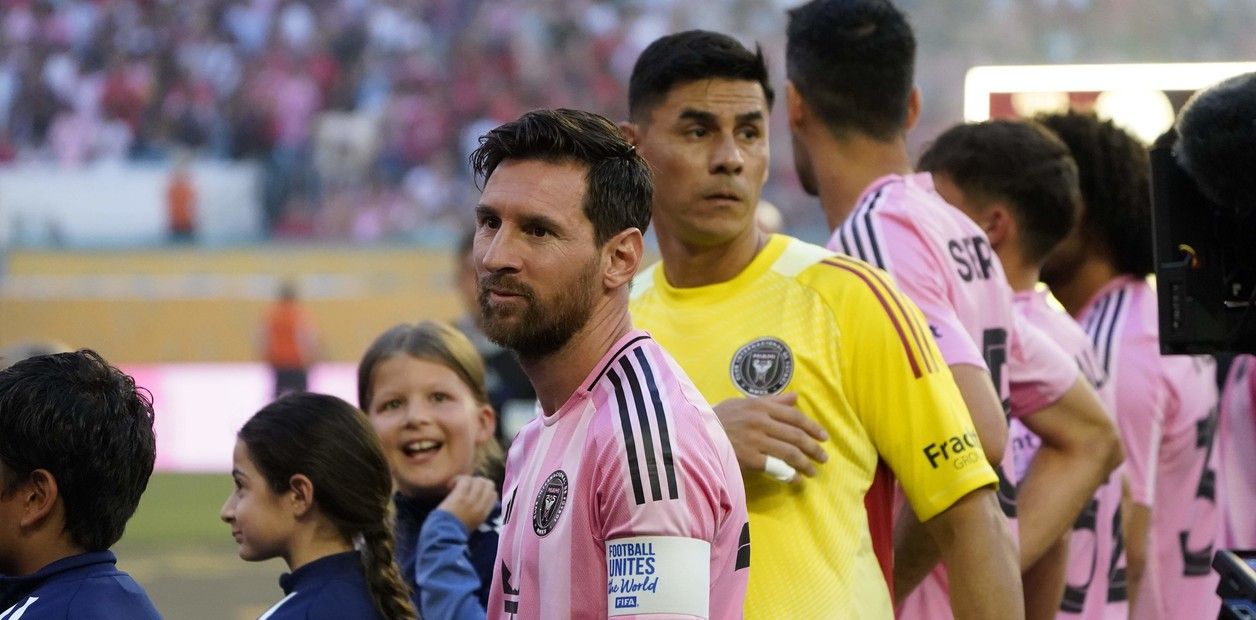 el inter miami de messi sufrio pero abrio el telon del mundial de clubes con empate ante al ahly