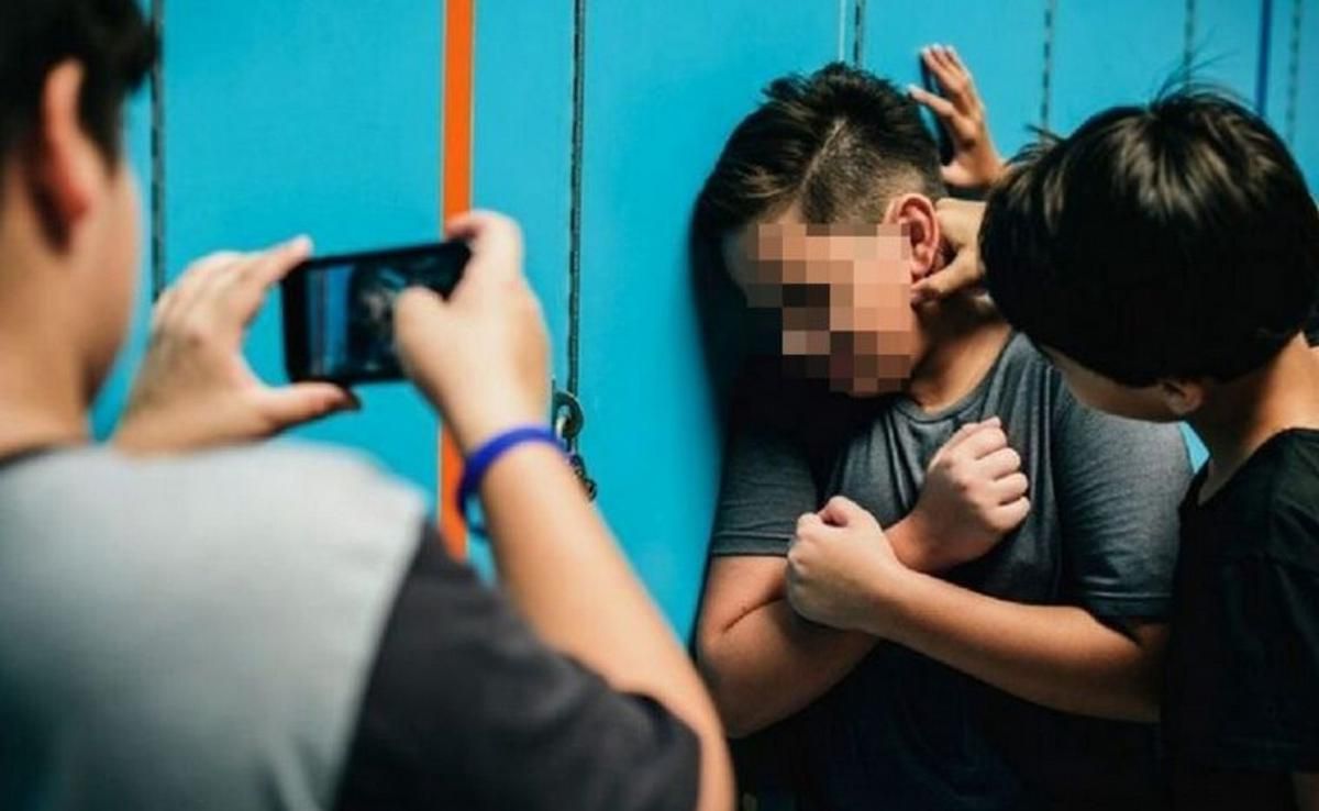 mendoza propone multas millonarias a familias por bullying escolar