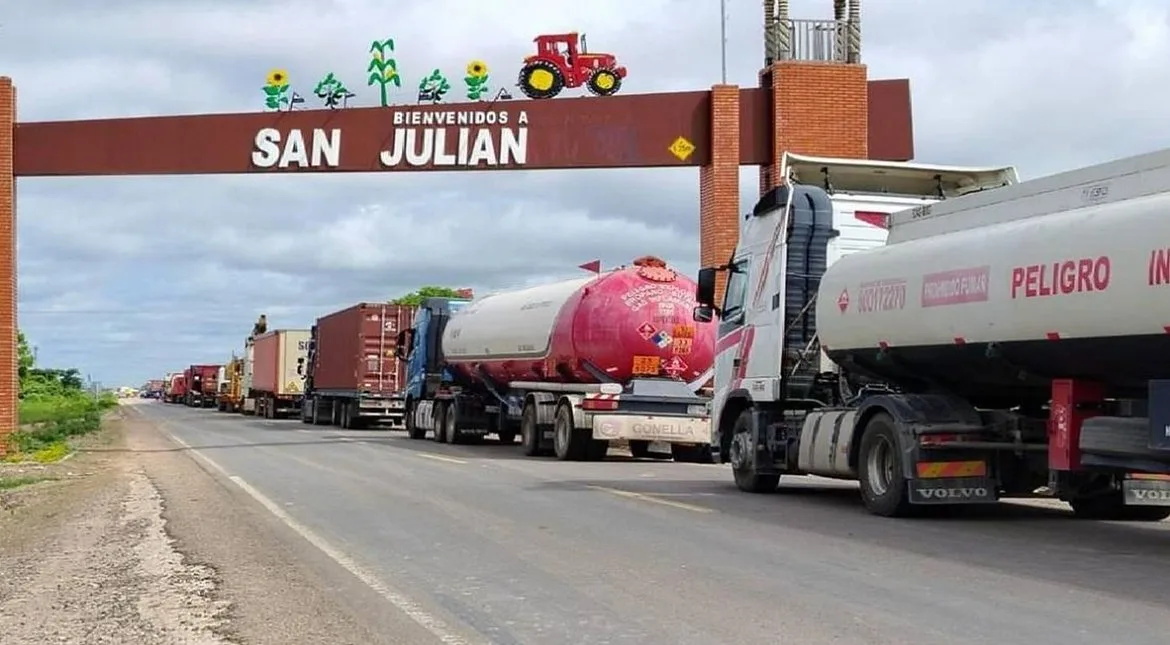 El "dieselazo" boliviano empieza a golpear el abastecimiento en el norte salteño