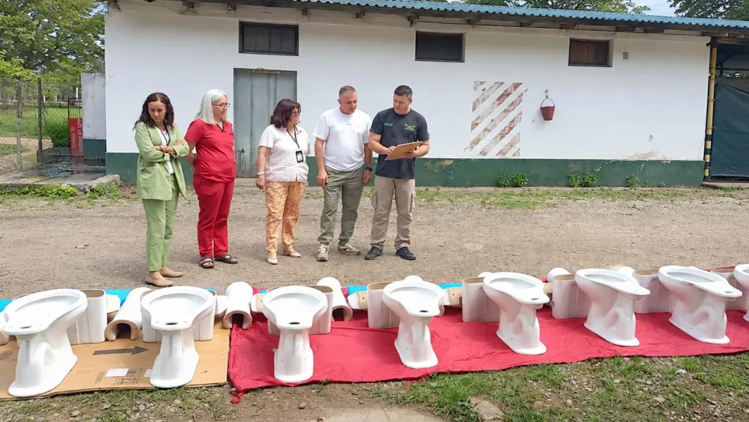 El hospital de Orán sumó inodoros y vajilla que la Justicia Federal tenía secuestrados