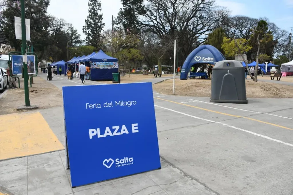 se puso en marcha la feria del milagro en el parque san martin