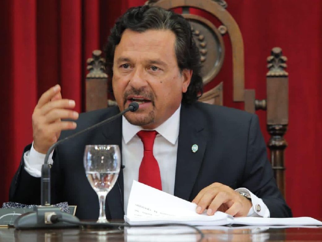saenz pidio una renovacion profunda en el pj si no te jubilas la gente te jubila