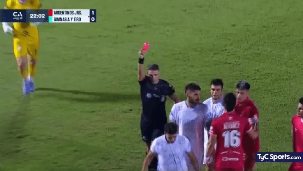 gimnasia y tiro con nueve jugadores perdio con argentinos por la copa argentina mira los goles