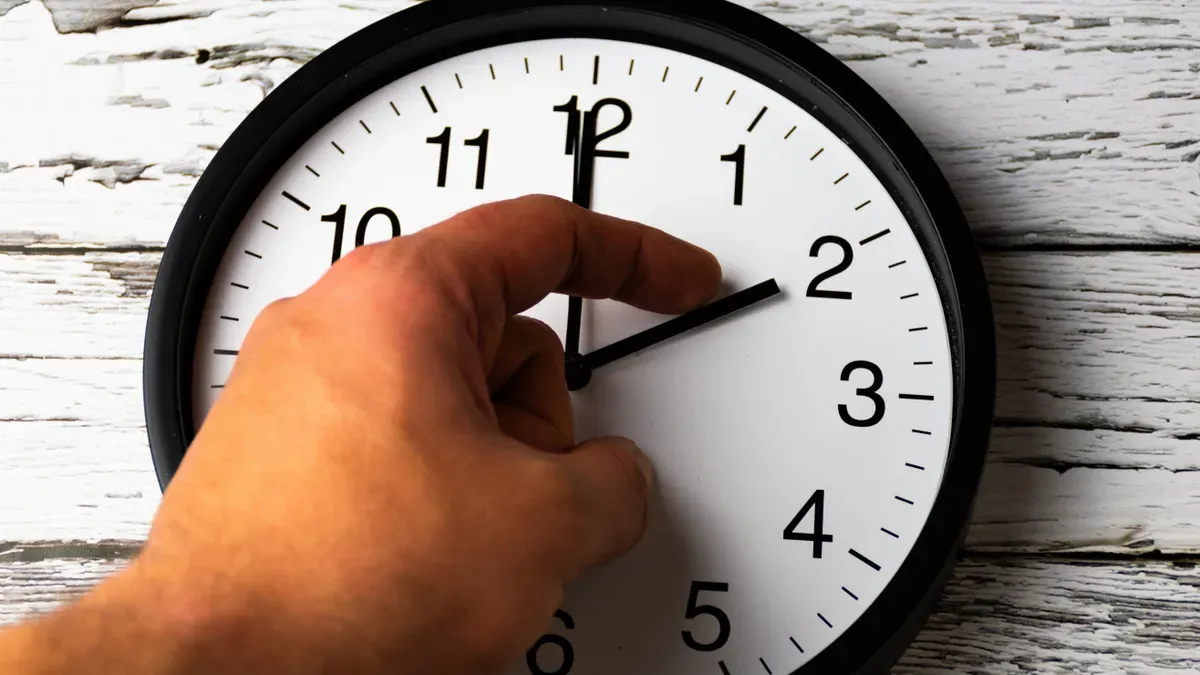 diputados aprobaron el cambio de huso horario en invierno para ahorrar energia