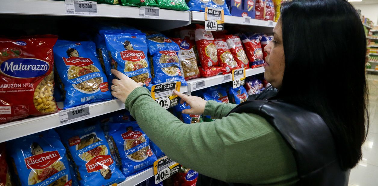 la inflacion de diciembre fue de 28 y 2025 cerro con el nivel mas bajo desde 2017