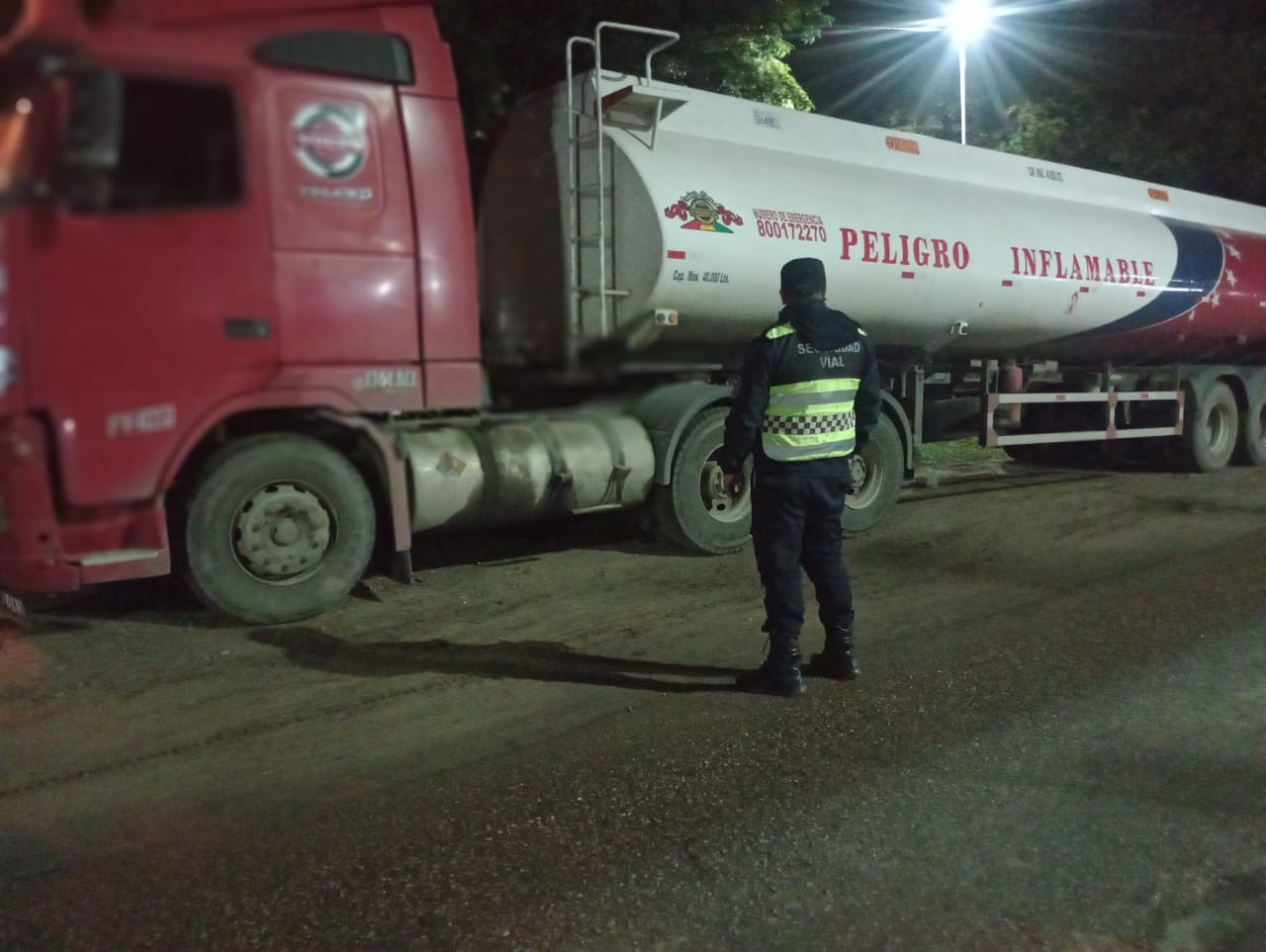 tartagal el colmo de la imprudencia manejaba borracho un camion cisterna