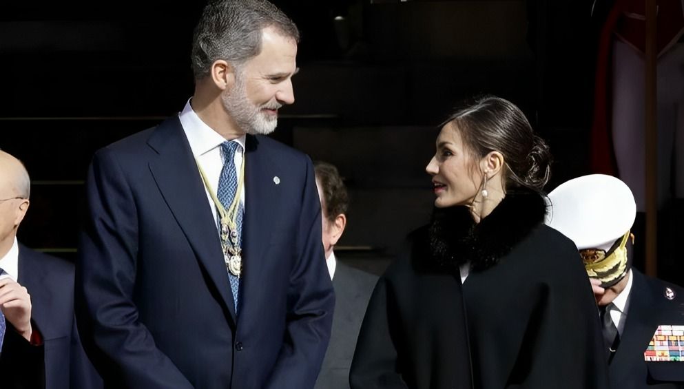 el escandalo que sacude a la monarquia espanola la reina letizia y su ex cunado eran apasionados amantes