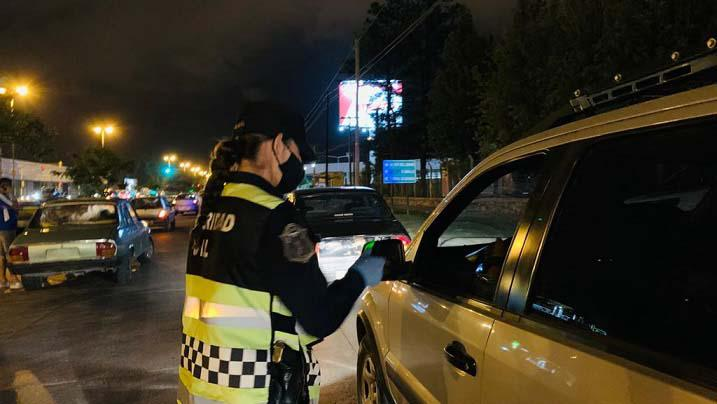 oran se fugo tras intentar atropellar a efectivos policiales en un control