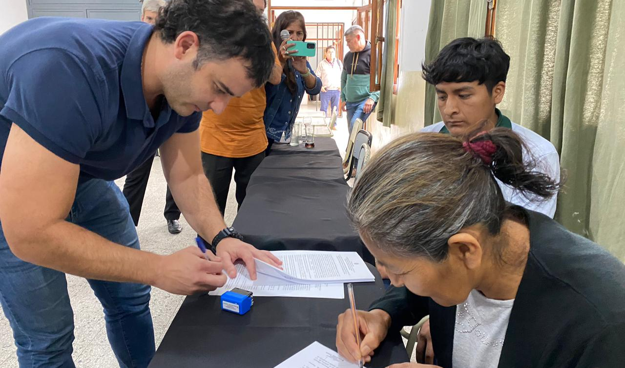 aguas del norte firmo un convenio con escuelas tecnicas del interior para practicas remuneradas