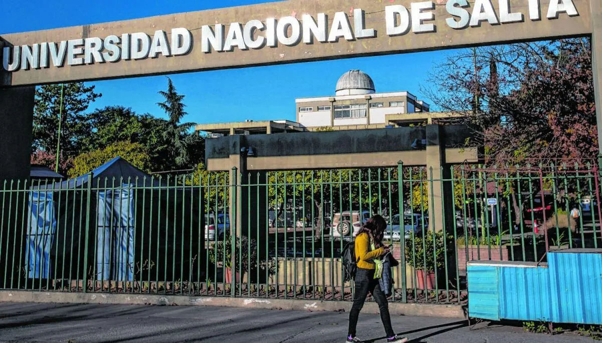 la unsa y salud preparan tecnicaturas en anestesia y paramedicos