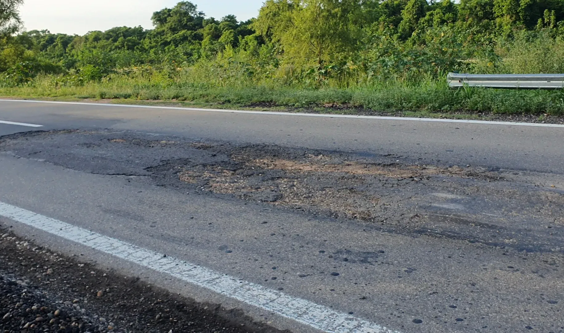 el campo advierte por el estado de las rutas y plantea que pagar peajes seria preferible