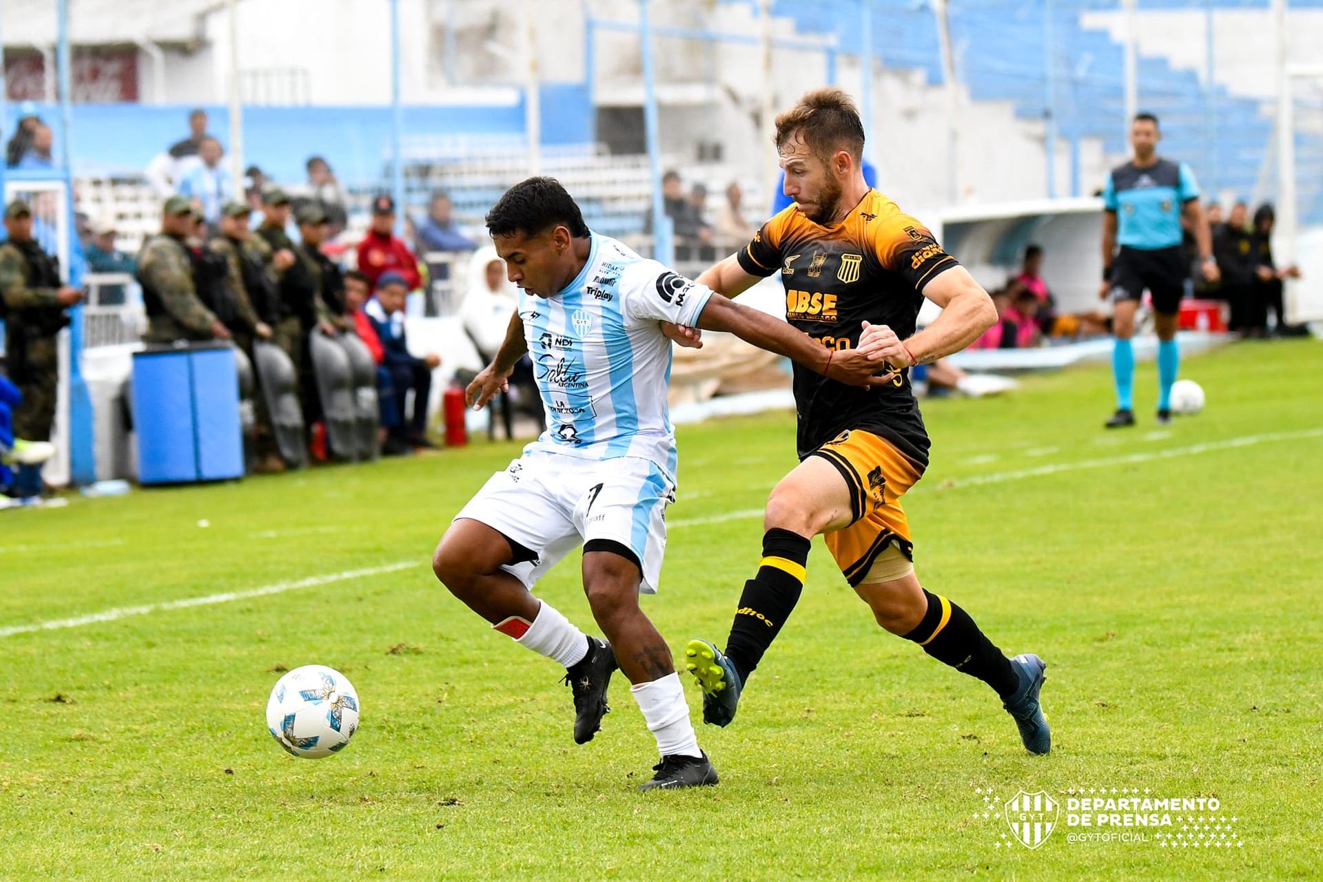 con un gol de ivo chaves gimnasia y tiro se quedo con la victoria