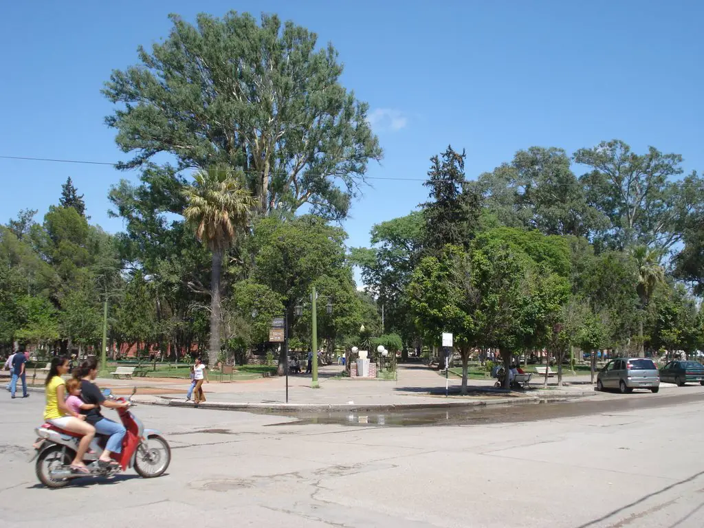 gral guemes despues de un tercer tiempo los apunalo y huyo