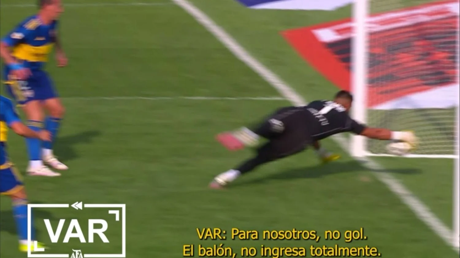 se dio a conocer el polemico audio del var del gol anulado a river en el superclasico video