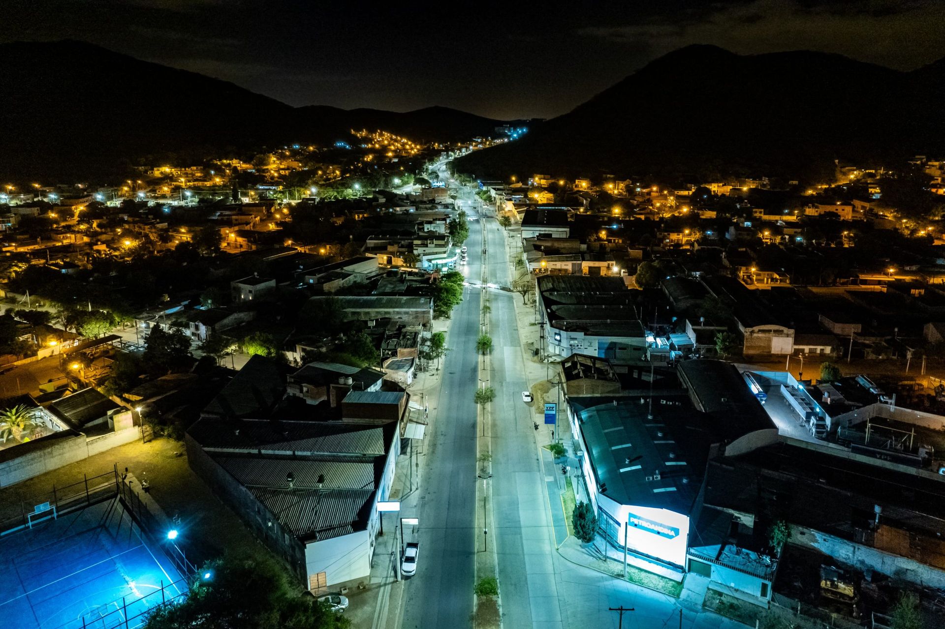 la municipalidad de salta ya reemplazo 5 000 luminarias por tecnologia led