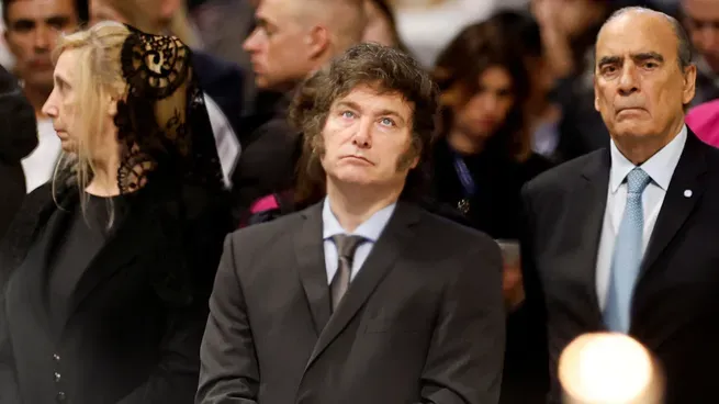 javier milei no viajara a roma a la ceremonia de asuncion del papa leon xiv