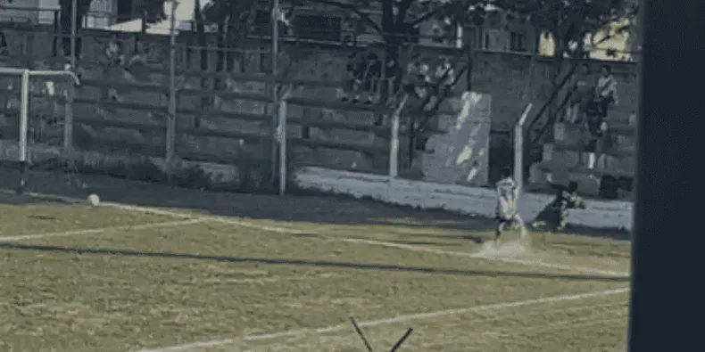 metan joven futbolista sub 18 sufrio fracturas y la liga analiza suspender el torneo