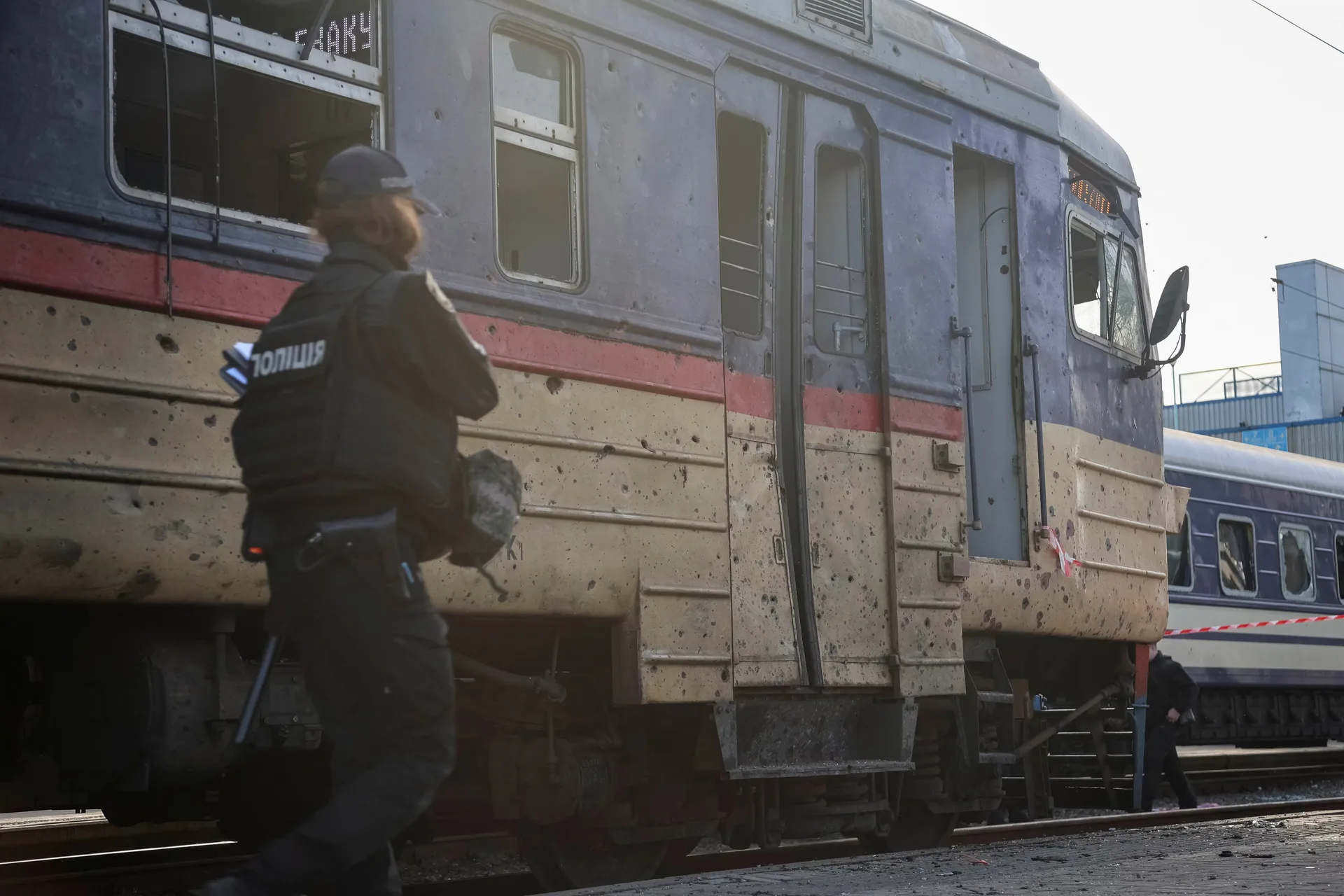 La ONU condenó un ataque ruso contra un tren en Ucrania que ya suma 15 muertos