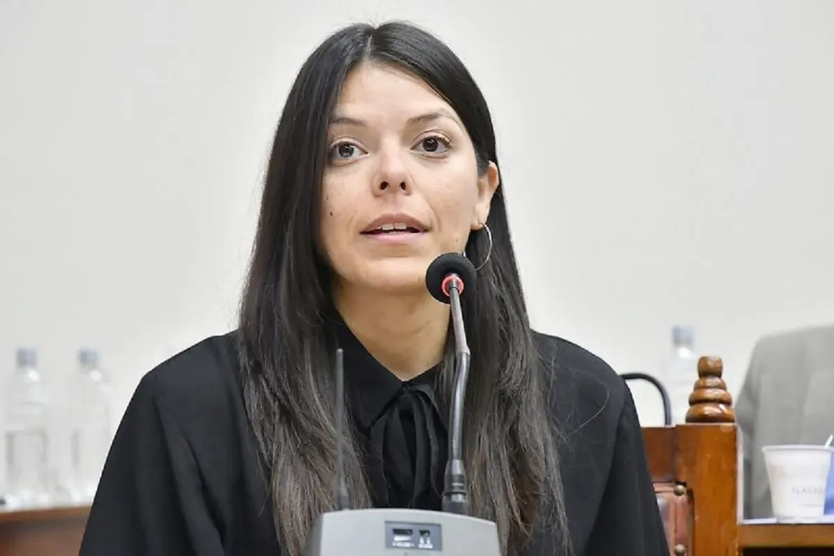 emilia orozco bajo la lupa denuncian un millonario entramado digital para mejorar su imagen
