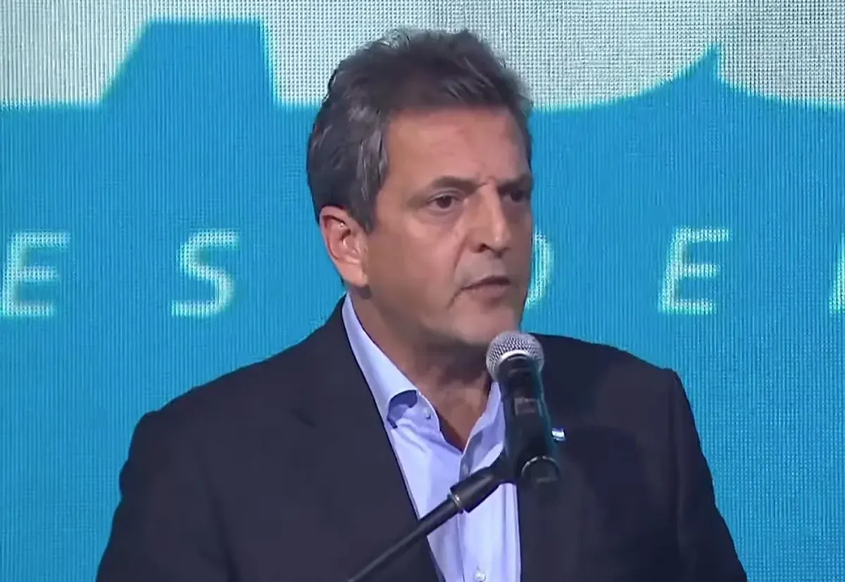 massa increpo a las petroleras si el martes a la noche no esta resuelto no van a poder sacar un barco