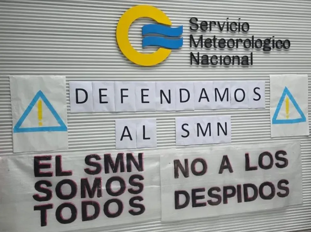el gobierno oficializo 140 despidos en el servicio meteorologico nacional