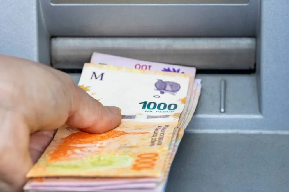 salta pagara en un solo dia los sueldos de abril por el dia del trabajador