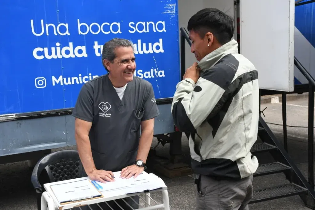 el movil odontologico vuelve a la unsa con atencion gratuita para estudiantes