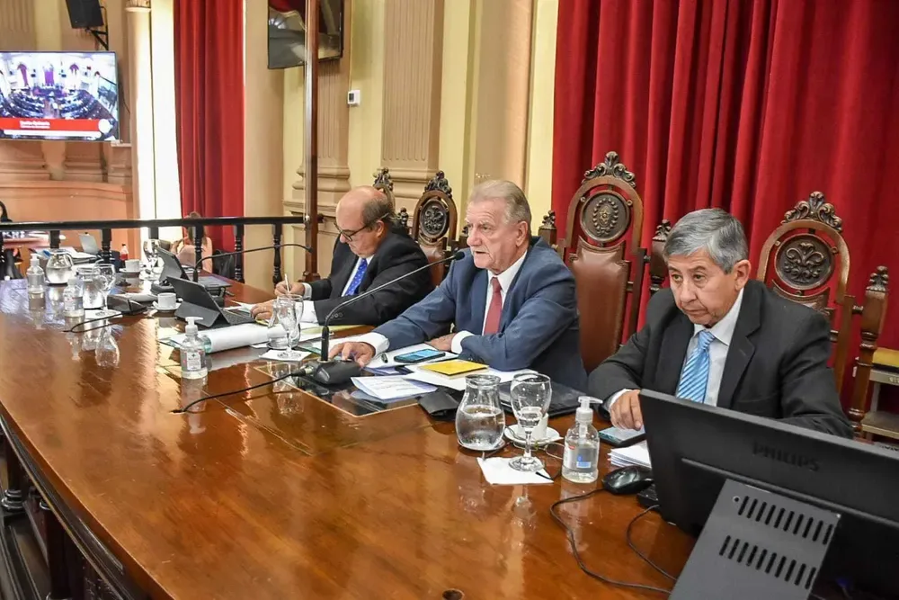 El Senado salteño aprobó un endeudamiento de doscientos cincuenta millones de dólares