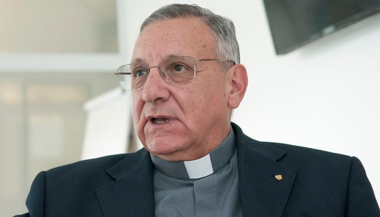 padre mendez las luces del poder hacen olvidar el origen