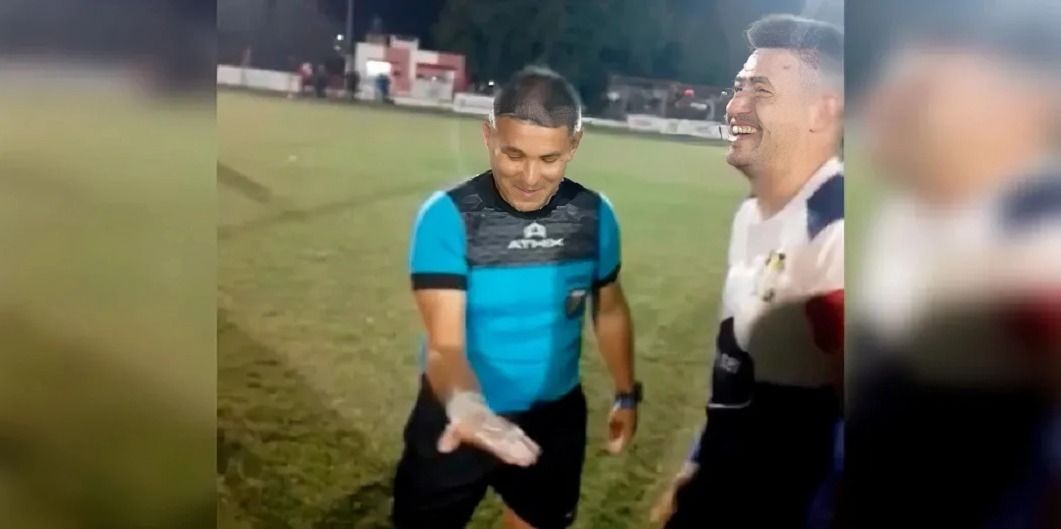 video arbitro genero repudio en argentina al preguntar mina fea o trava lindo en el sorteo inicial de un partido