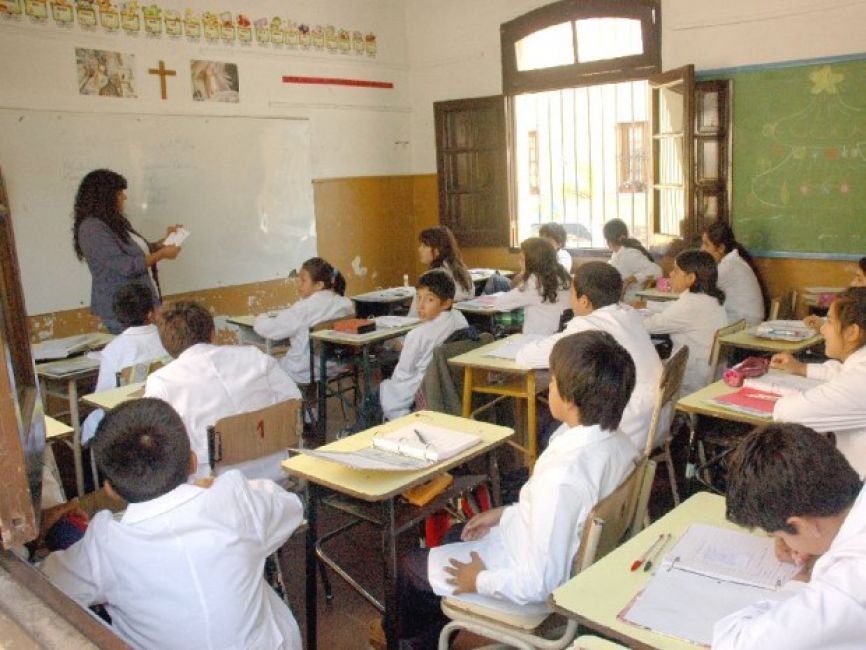 fiore ratifico que habra clases durante el partido de la seleccion