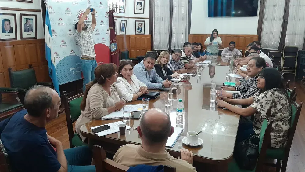 reforma del estatuto docente comienza el debate y los gremios ponen condiciones