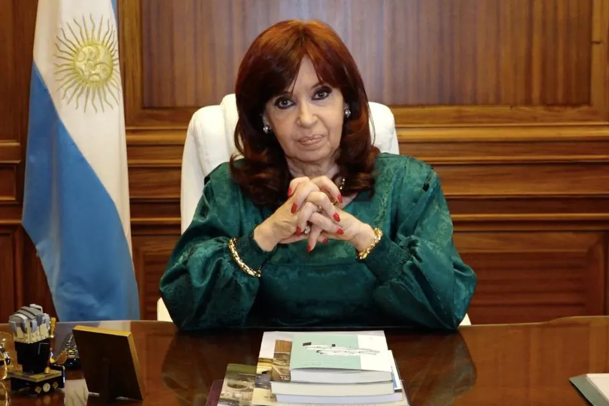 cristina fernandez pidio cumplir su condena en su domicilio