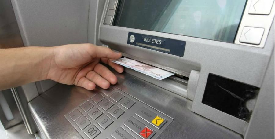 el medio aguinaldo estara disponible este martes para los empleados publicos