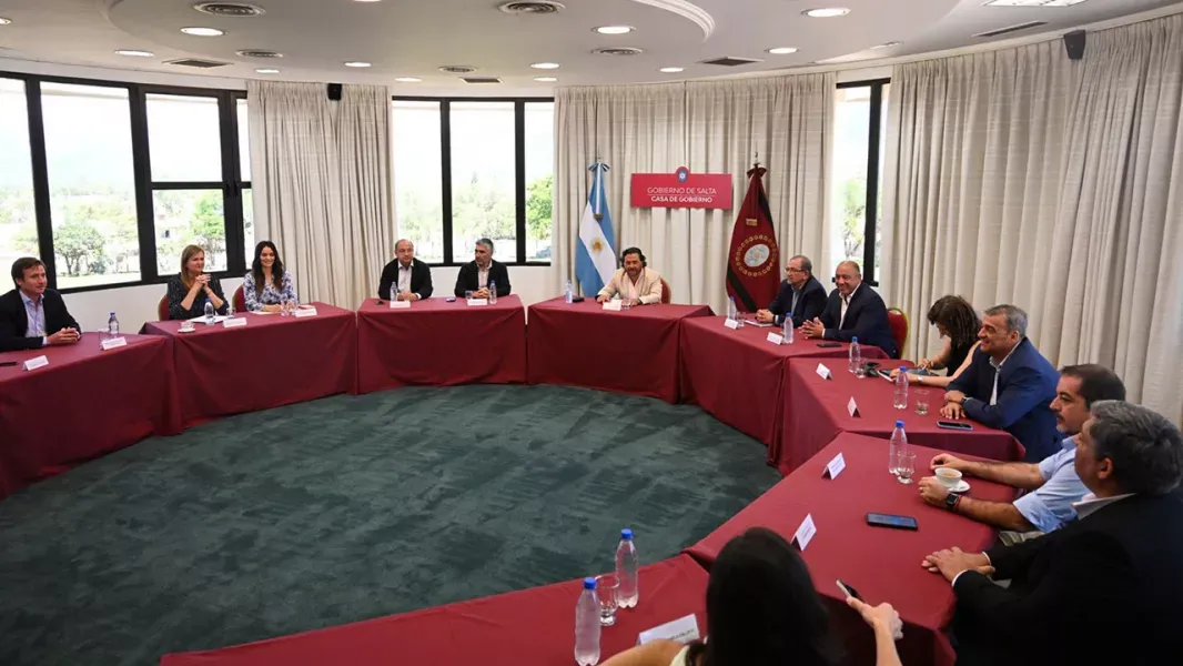 el gobierno de salta oficializa cambios en el gabinete y redefine prioridades de gestion
